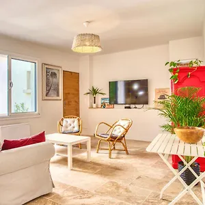Holiday home Bougainvillier, Avignon